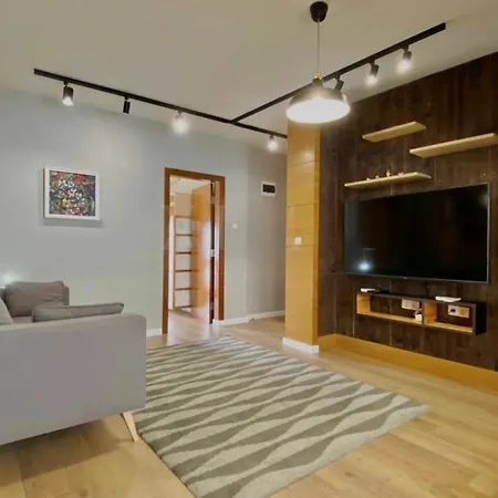 Youth Hill Apartment Апартамент Пловдив